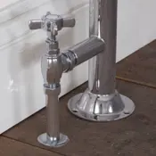 towel rail manual valve chrome range